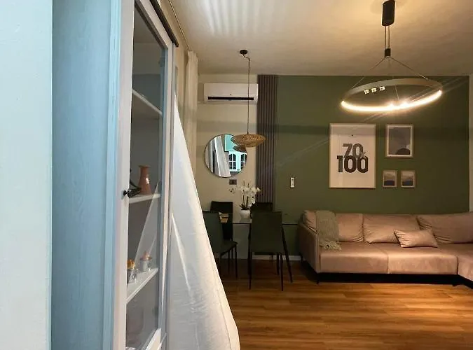 דירה Urban Center טיראנה