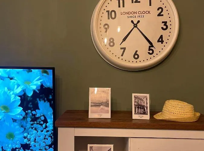 Urban Center * ティラナ